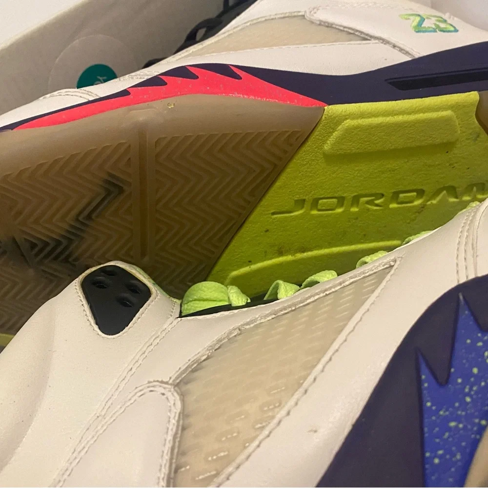 Jordan 5s - Picture 4 of 14